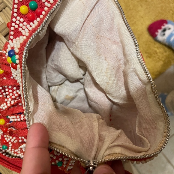 *VINTAGE* Groovy 70's plastic beaded shoulder bag with fringe! ADORABLE! - Picture 11 of 14